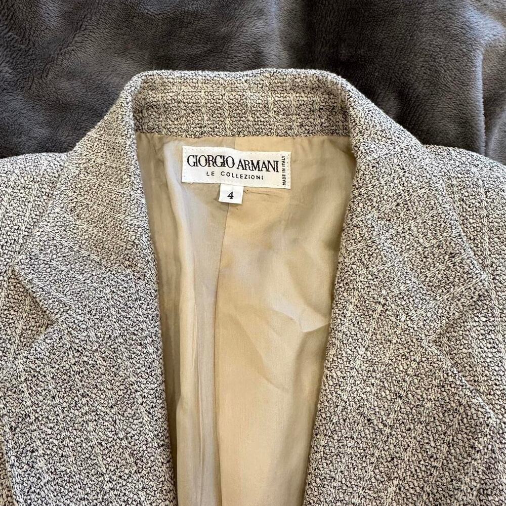 Giorgio Armani Women’s 4 Blazer Beige Textured Italy Tailored Vintage Blazer - Picture 4 of 4
